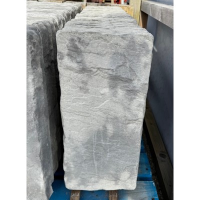 Cathedral Paving 450 x 225